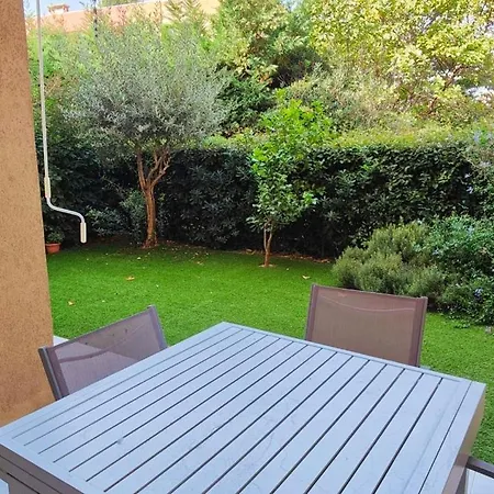 Garden 150 M From The Apartment