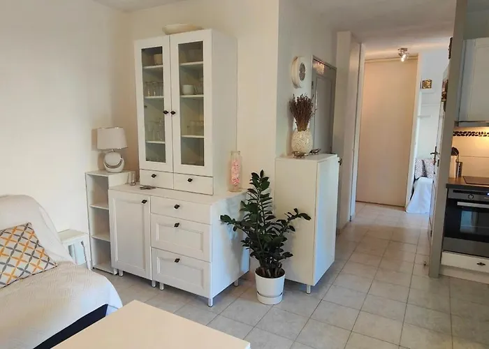 Apartmán Garden 150 M From The Fréjus